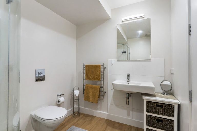 Photo of property in 24/11p Maunganui Road, Mount Maunganui, 3116