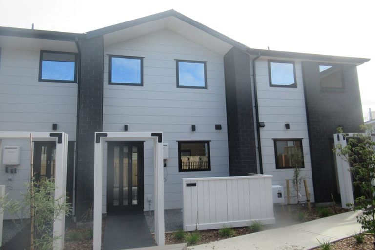 Photo of property in 3/4 Collingwood Street, Waterloo, Lower Hutt, 5011