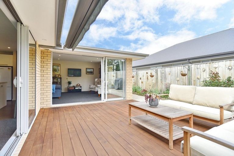 Photo of property in 27 Carmichael Street, Rangiora, 7400