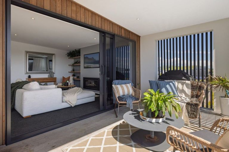 Photo of property in 4 Otira Close, Papamoa Beach, Papamoa, 3118