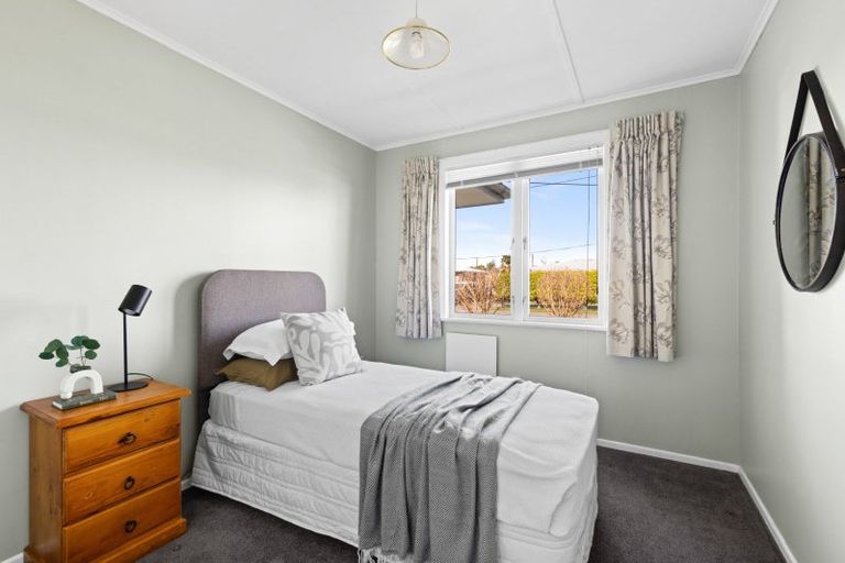 Photo of property in 231 Lumsden Place, Akina, Hastings, 4122