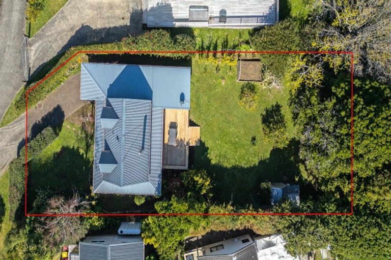 Photo of property in 35 Michelle Lane, Hahei, Whitianga, 3591