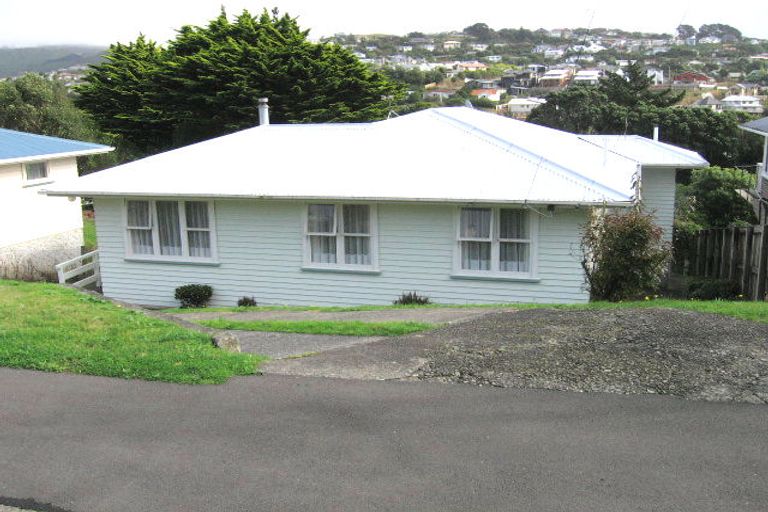 Photo of property in 21 Lynda Avenue, Paparangi, Wellington, 6037