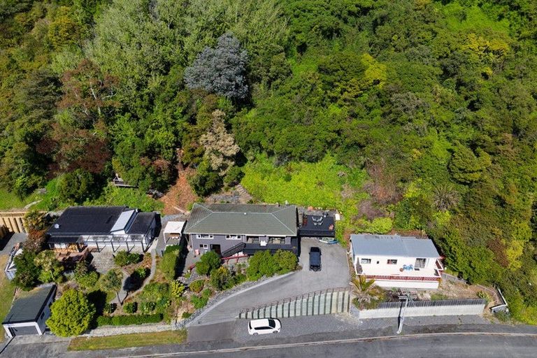 Photo of property in 162 Torquay Street, Kaikoura, 7300