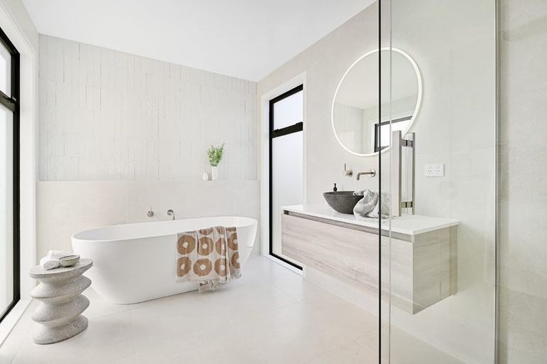 Photo of property in 42 Opouatu Avenue, Glenbrook, 2681