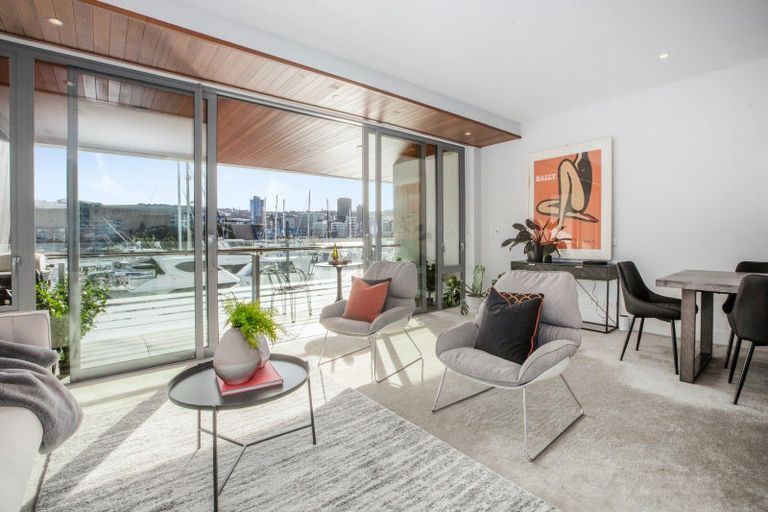 Photo of property in Clyde Quay Wharf, 1/7b Clyde Quay Wharf, Te Aro, Wellington, 6011