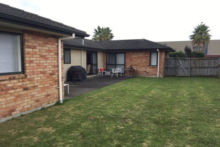 Photo of property in 487 Te Irirangi Drive, Flat Bush, Auckland, 2013