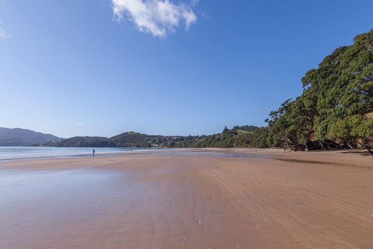 Photo of property in 56 Bayside Drive, Coopers Beach, 0420