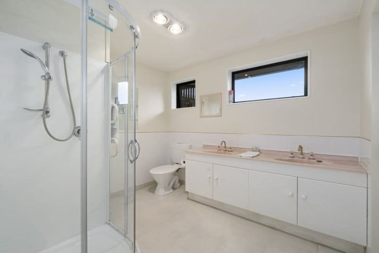 Photo of property in 53 Railway Terrace, Ohau, Levin, 5570