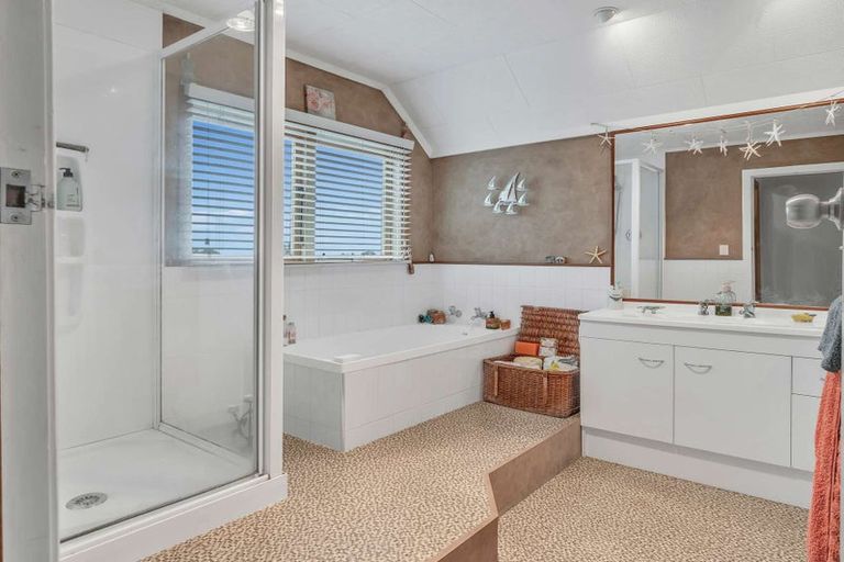 Photo of property in 16 Spurdle Street, Springvale, Whanganui, 4501