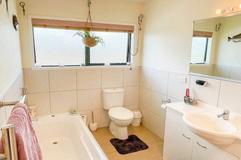 Photo of property in 87 Arabian Drive, Papamoa Beach, Papamoa, 3118