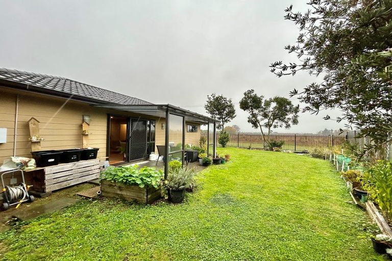 Photo of property in 3 Mcnaughton Place, Onekawa, Napier, 4110