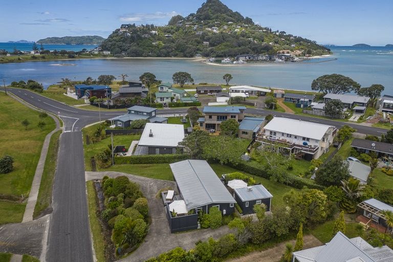 Photo of property in 55 Hornsea Road, Tairua, 3508