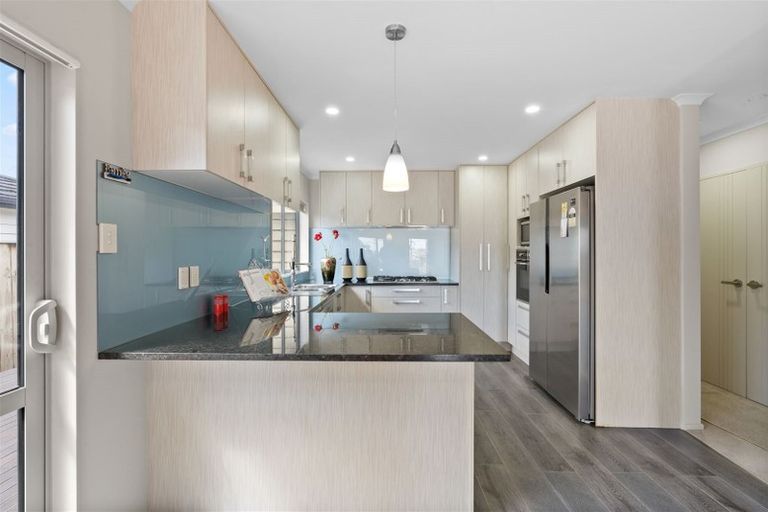 Photo of property in 208 Clevedon Road, Papakura, 2110