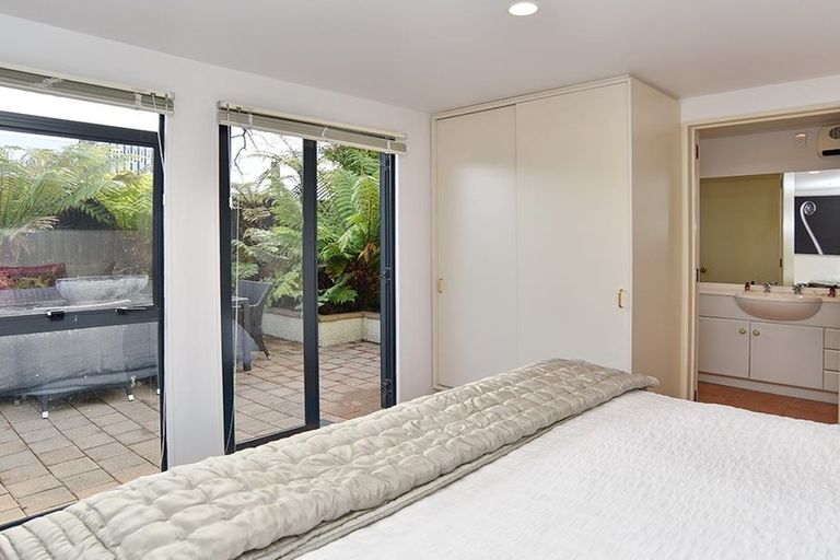 Photo of property in 3/69 Carlton Mill Road, Merivale, Christchurch, 8014