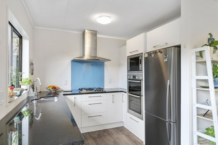 Photo of property in 118 Montgomery Avenue, Karori, Wellington, 6012