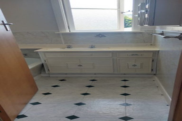 Photo of property in 225 Pine Hill Road, Dalmore, Dunedin, 9010