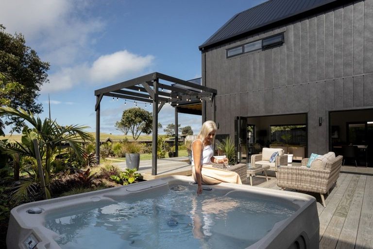 Photo of property in 35 Malibu Key, Papamoa Beach, Papamoa, 3118