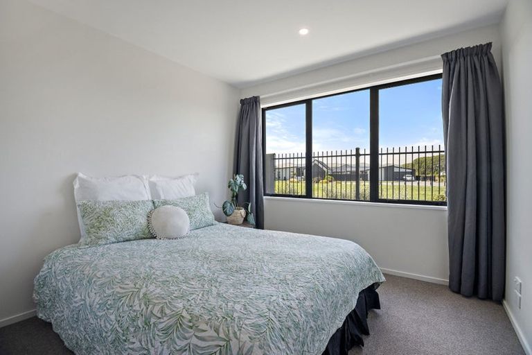 Photo of property in 40 William Deans Drive, Prebbleton, 7604