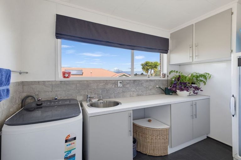 Photo of property in 28a Doralto Road, Frankleigh Park, New Plymouth, 4310