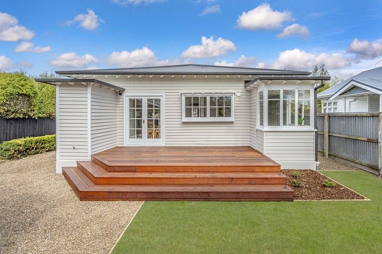 Photo of property in 13 Julius Terrace, Richmond, Christchurch, 8013