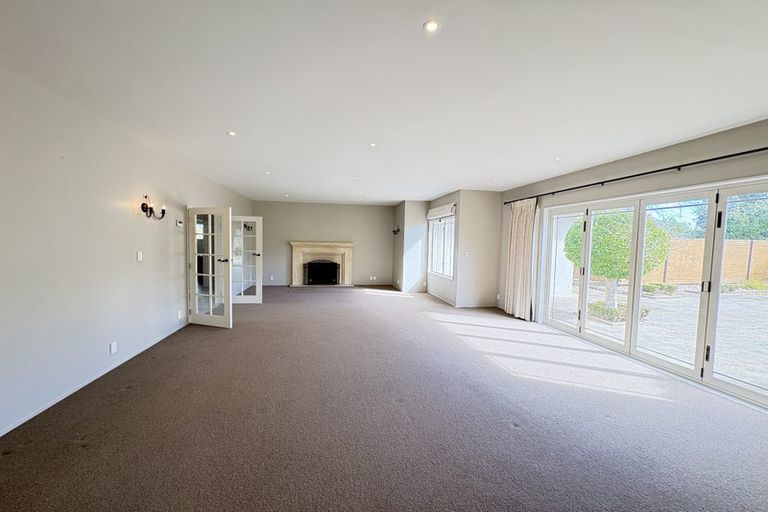 Photo of property in 246 State Highway 16, Kumeu, 0892