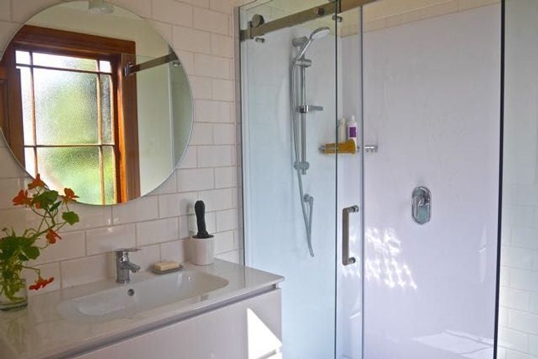 Photo of property in 4 Nikau Street, Newtown, Wellington, 6021