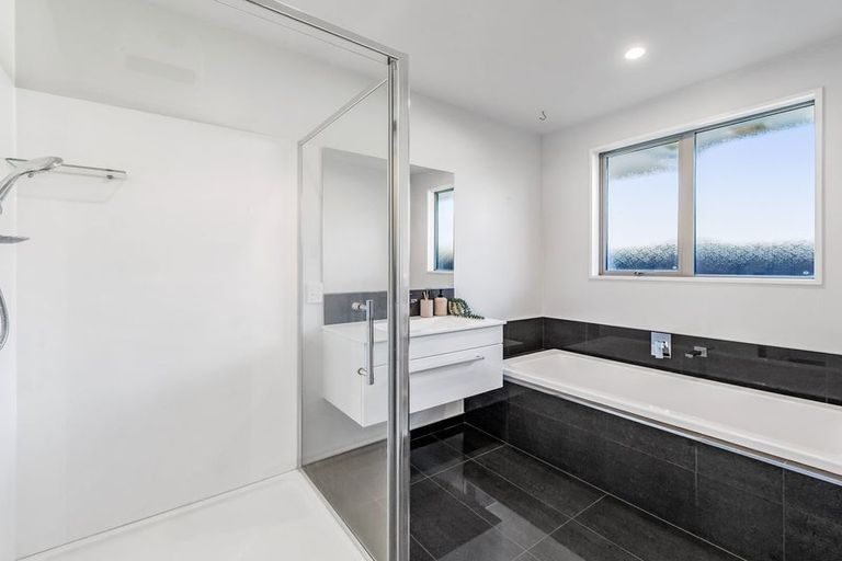 Photo of property in 5 Marble Court, Rolleston, 7614