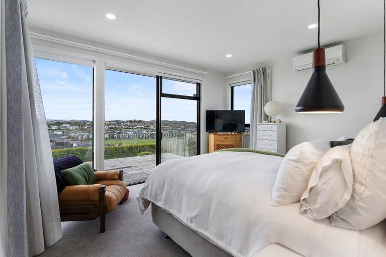 Photo of property in 106 Wainui Road, Silverdale, 0932