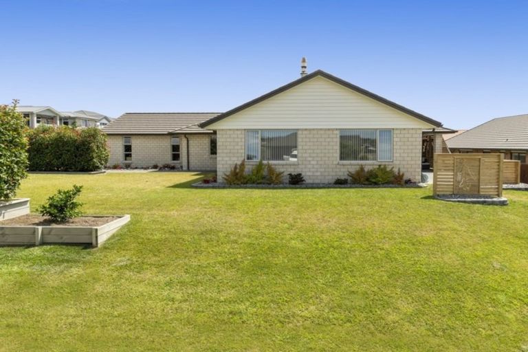 Photo of property in 2 Damien Place, Ohauiti, Tauranga, 3112
