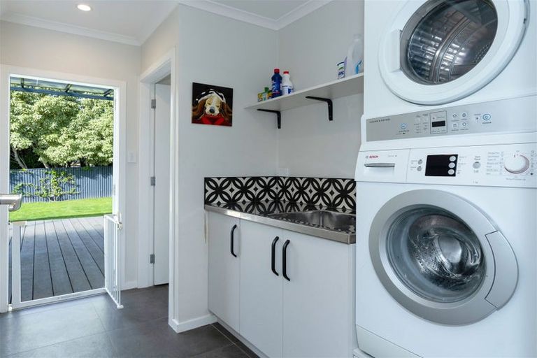 Photo of property in 16 Glen Street, Levin, 5510