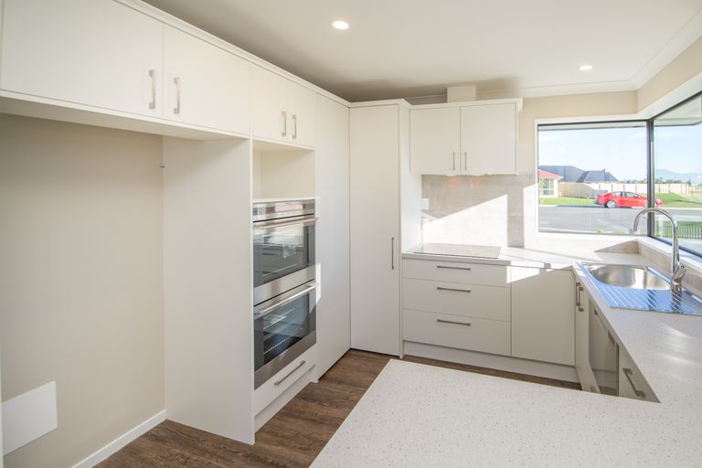 Photo of property in 11 Wyllie Place, Amberley, 7410