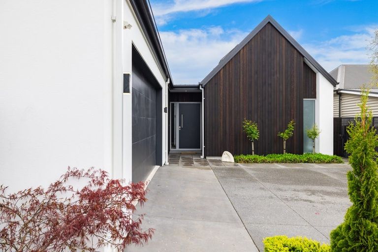 Photo of property in 21a Hawkesbury Avenue, St Albans, Christchurch, 8014