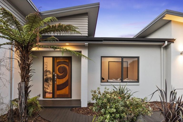 Photo of property in 10 Koro Mews, Papamoa Beach, Papamoa, 3118