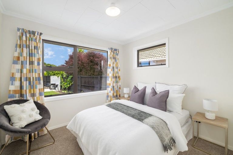 Photo of property in 33 Steele Street, Hornby, Christchurch, 8042