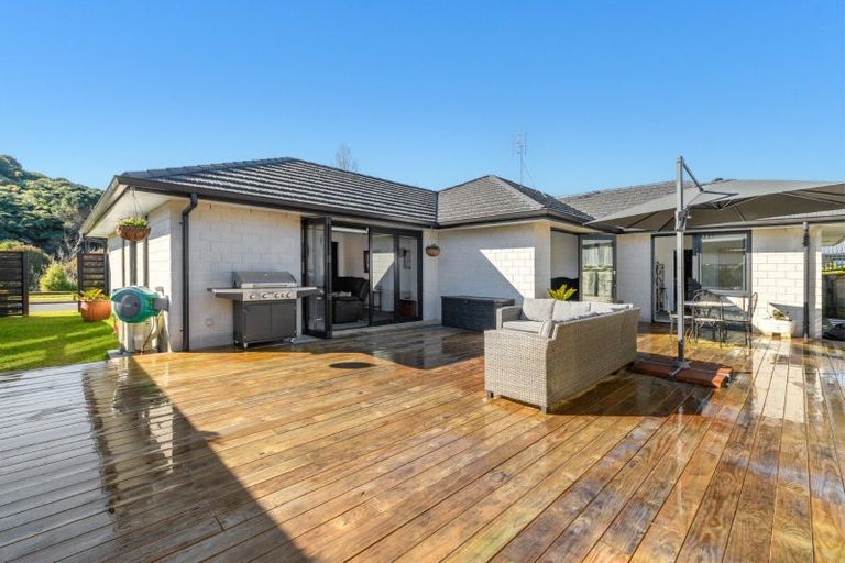 Photo of property in 138 Adler Drive, Ohauiti, Tauranga, 3112