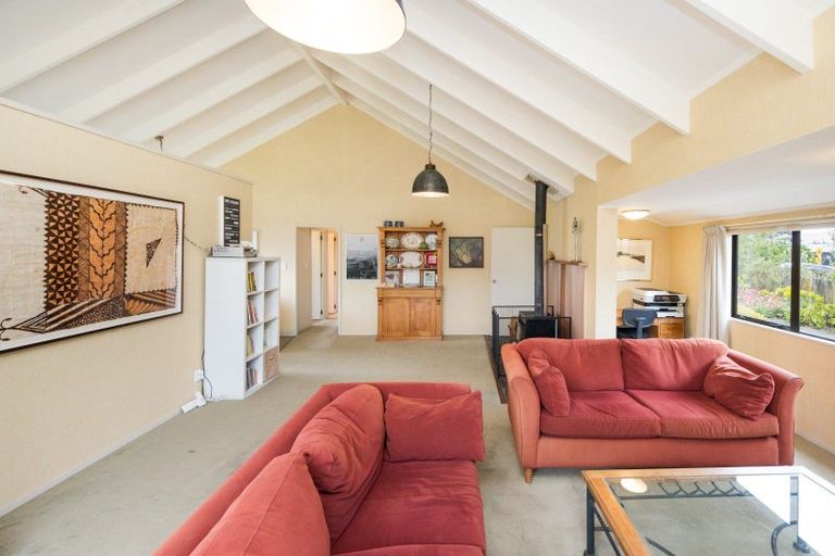 Photo of property in 5 Hennessy Street West, Foxton Beach, Foxton, 4815
