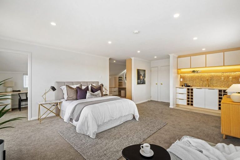 Photo of property in 14 Egremont Street, Belmont, Auckland, 0622