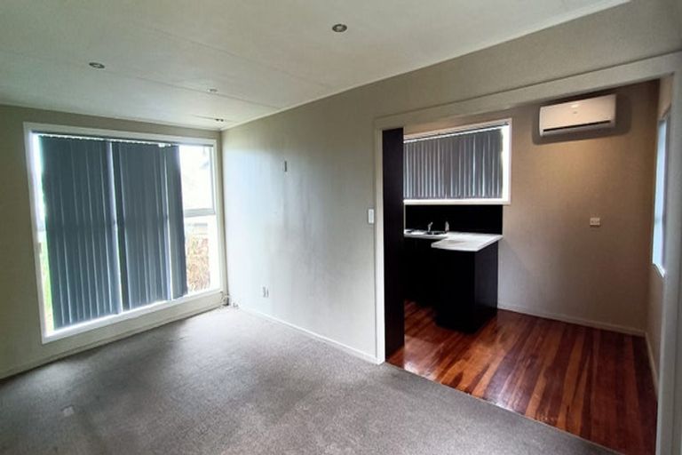 Photo of property in 2/12 Olive Crescent, Papatoetoe, Auckland, 2025