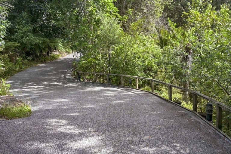 Photo of property in 49 Mount Avenue, Pauanui, Hikuai, 3579