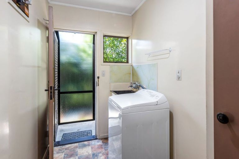 Photo of property in 2/35 Ti Nana Crescent, Henderson, Auckland, 0610