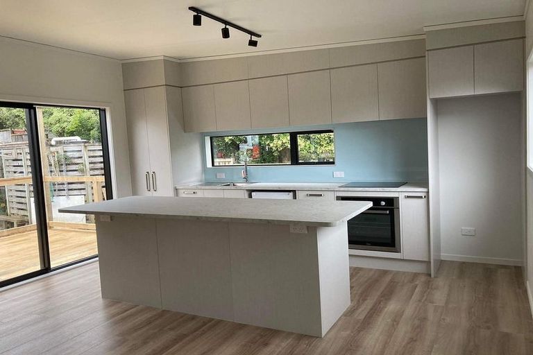 Photo of property in 41 Gills Road, Bucklands Beach, Auckland, 2014