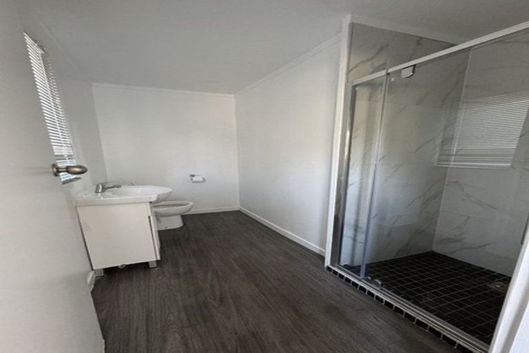 Photo of property in 66 Settlement Road, Papakura, 2110