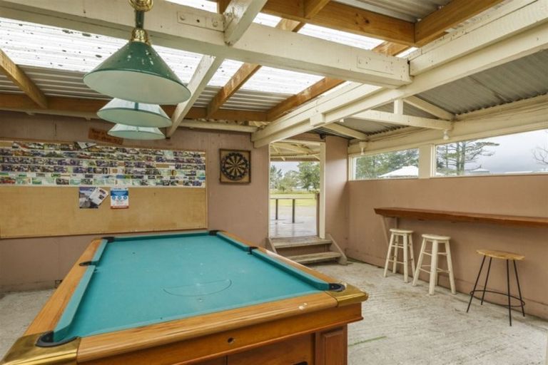 Photo of property in 63 Rangiotu Road, Himatangi, Palmerston North, 4477