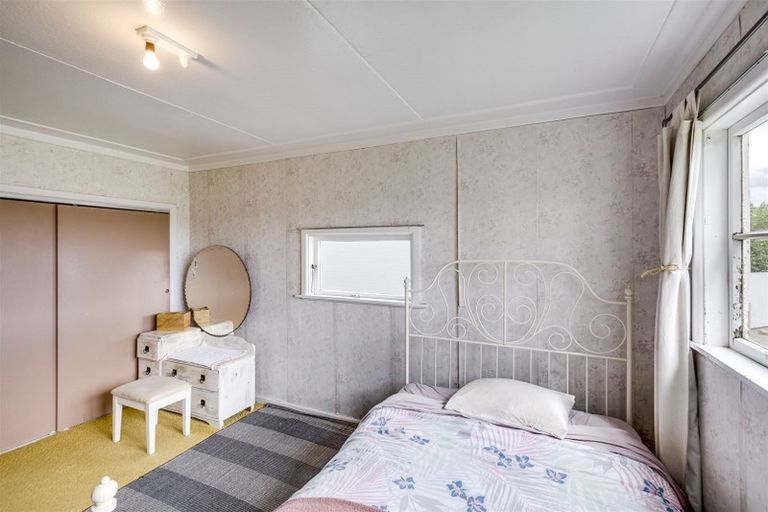 Photo of property in 155 School Road, Clive, 4102