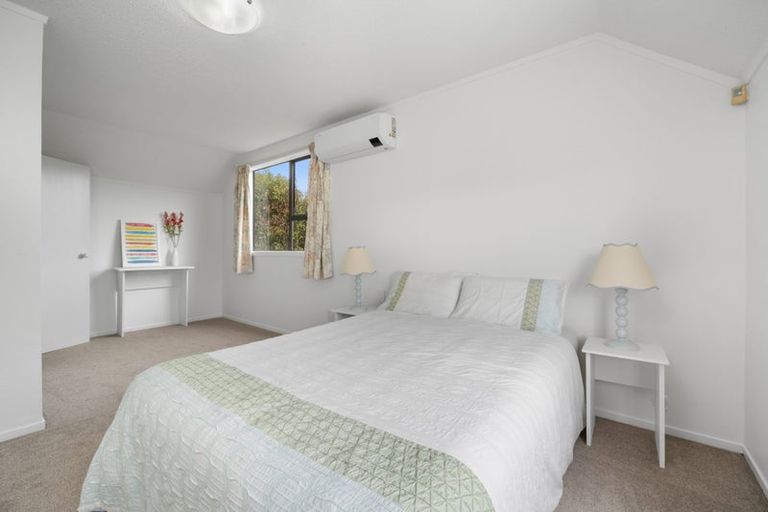 Photo of property in 9 Atwood Grove, Churton Park, Wellington, 6037