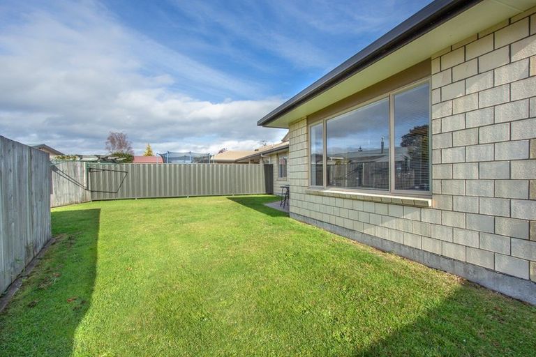 Photo of property in 6/64 Kawaha Point Road, Kawaha Point, Rotorua, 3010