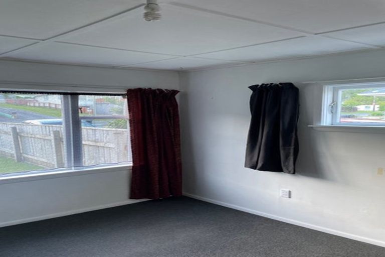 Photo of property in 134 Wellington Road, Wainuiomata, Lower Hutt, 5014