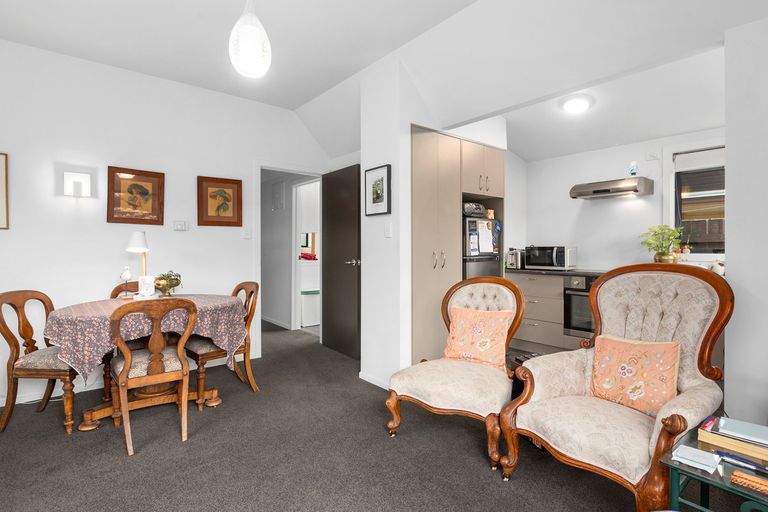 Photo of property in 82 Bay View Road, South Dunedin, Dunedin, 9012