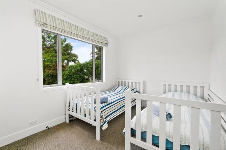 Photo of property in 2 Meridian Place, Matapouri, Whangarei, 0173